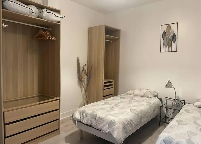 Cosy Apartment In Paris
